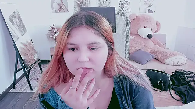 DiaAngell webcam