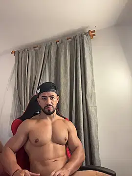 Ezzio_Scolaro webcam