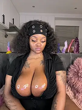 Yung-Missy webcam