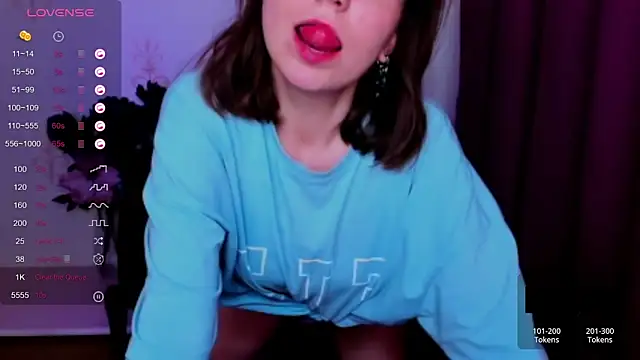 KindHazelHere_ webcam