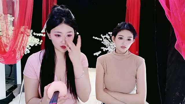 Banana-Milk69 webcam