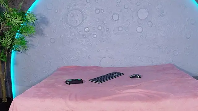 Shanelsmith webcam