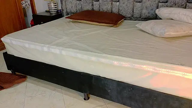 samirths_boy_ webcam