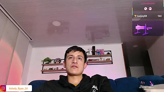 ashely_ryan24 webcam