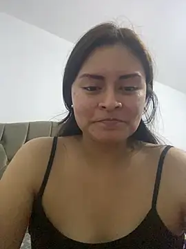 Debora9703 webcam