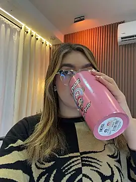 jenn_fit webcam