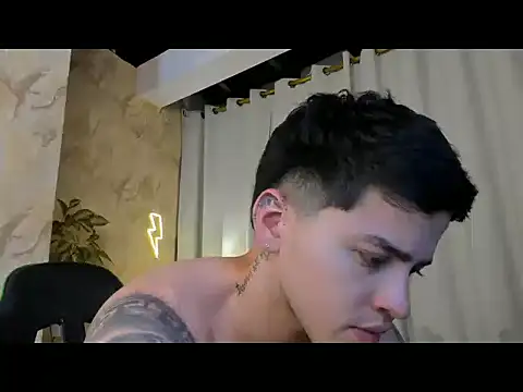 RONNY_COLTON webcam