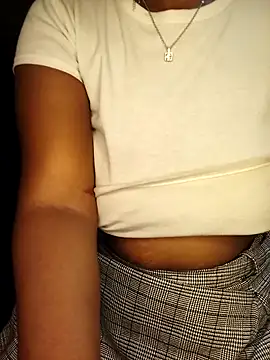 BOTTYANGELxx1 webcam