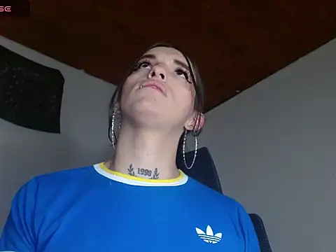Scarlett_crastrawberry webcam