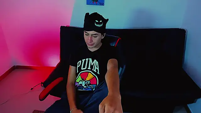 Dante_White webcam