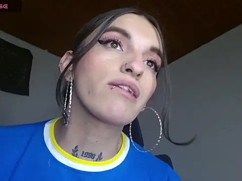 Scarlett_crastrawberry webcam