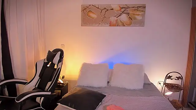 ChloeMoreti webcam