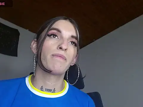 Scarlett_crastrawberry webcam