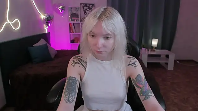 tattoo_art_baby webcam