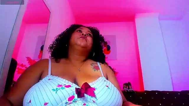 Ayliinn_ webcam