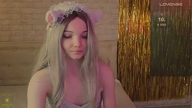AnimeAlica18 webcam