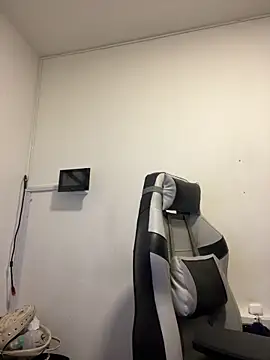 MiaHotboobs webcam