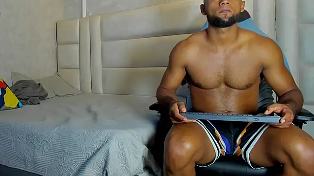 Dark_lennox webcam