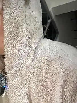 MARILYNMADELENAKOVANOVA webcam