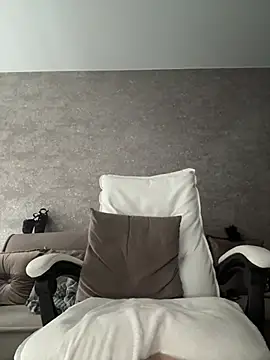 LillySquirtShot webcam