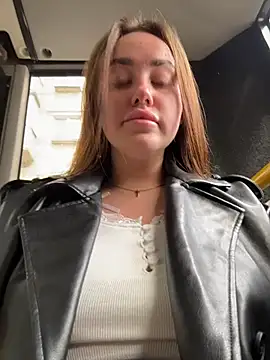 KiraSunshine webcam