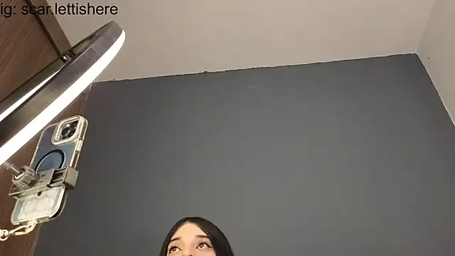 Lowinumnaelle - Trans webcam sex chat