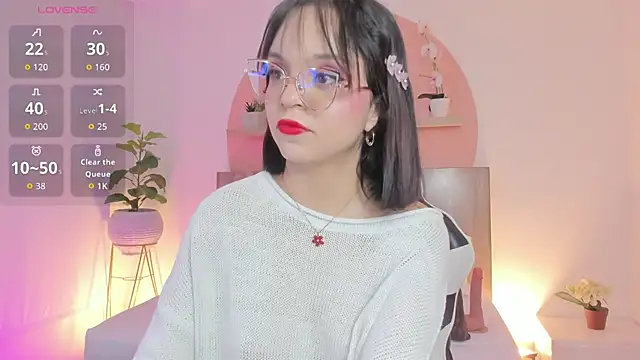 Clara_Luu webcam