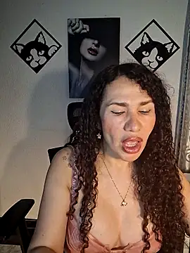 Lina_444 webcam