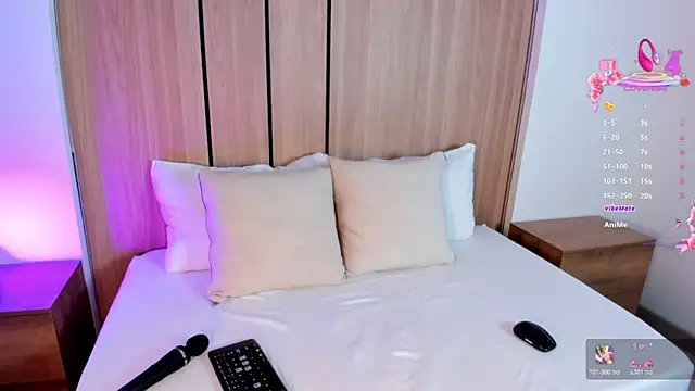 nina_desire_ webcam