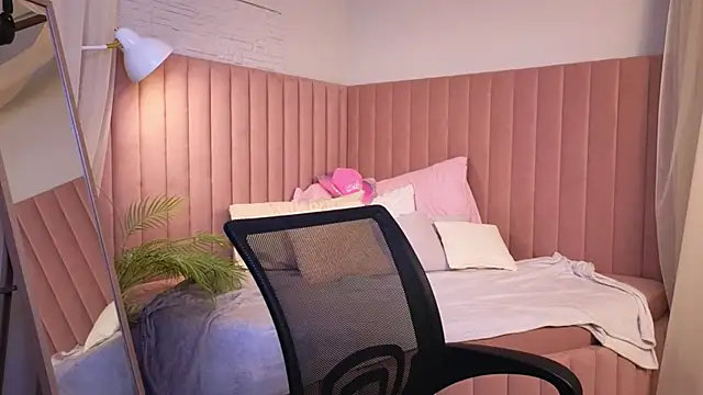 emma_chaser webcam