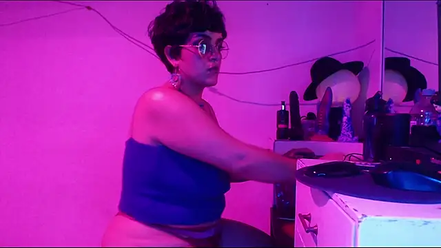 LillithMonroe webcam