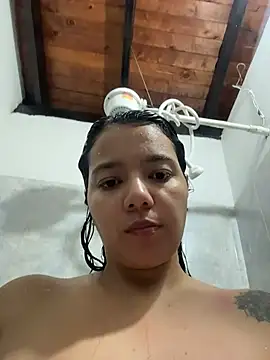 alicemazzo_ webcam