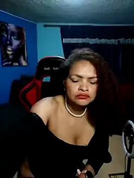 SHENA_ROSE69 webcam