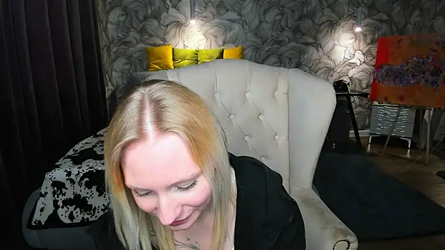 Elizabeth_Adams webcam