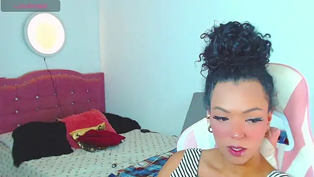 Tanedra_collings webcam