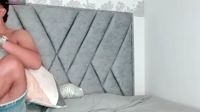 kyro_estrada webcam
