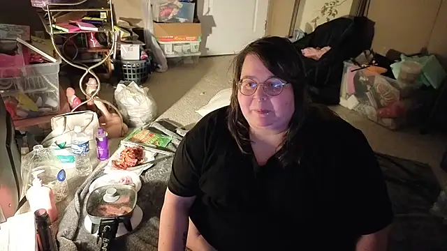 chubbighostiii - ChubbiGhostiii's free webcam - UK Sex Cams