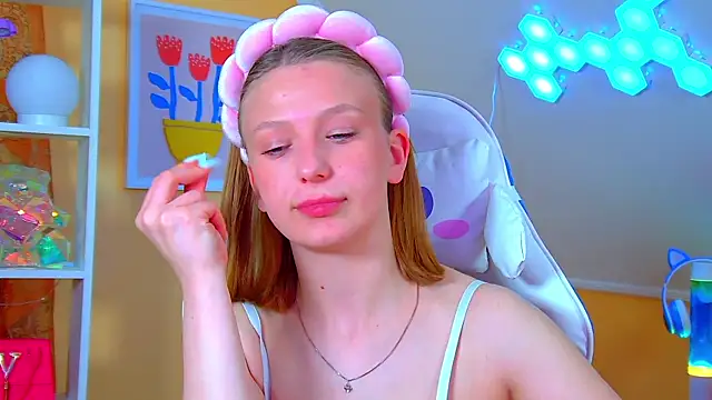 BeatriceBinoche webcam