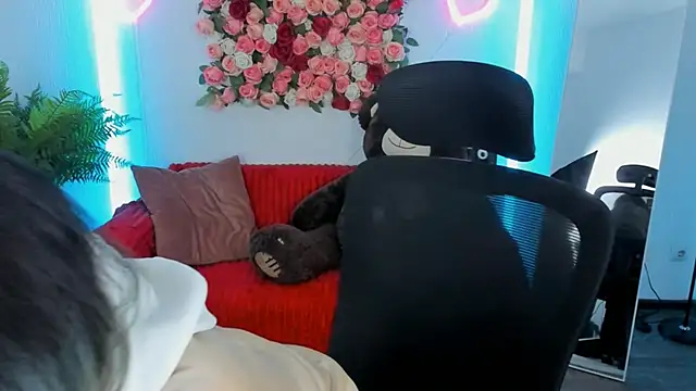 SirenMystiq webcam