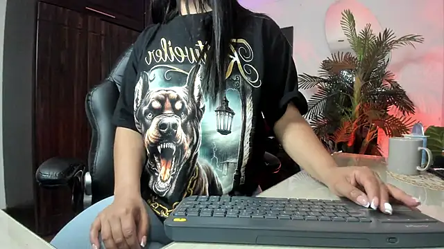 Amaia_Bushida webcam