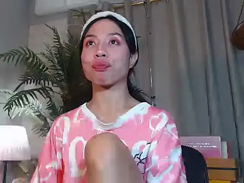 AsianTrixxx webcam