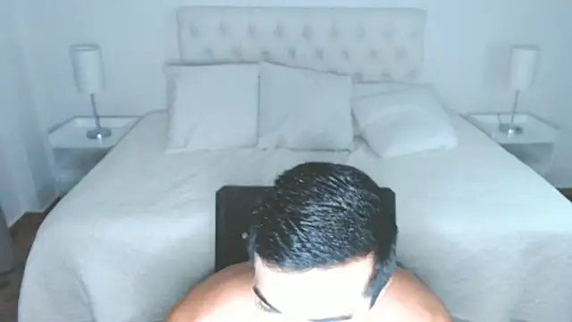 mr_hunterx webcam