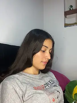 hotwife26 webcam