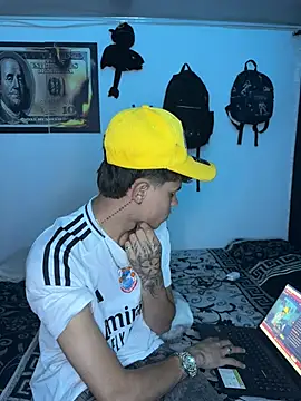 Jackdaniel001_ webcam