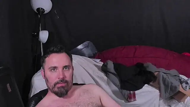 Metalstud webcam