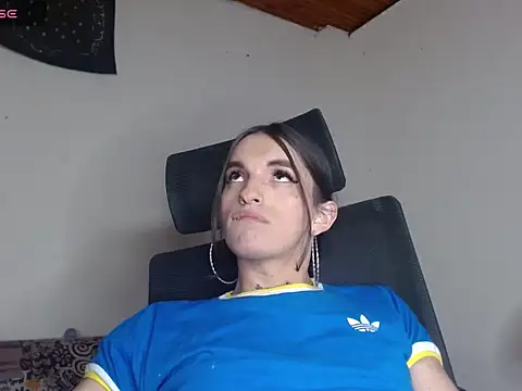 Scarlett_crastrawberry webcam