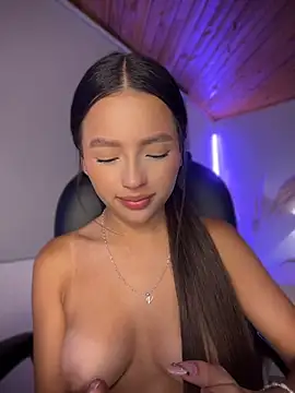 Sofia18_pinkk webcam
