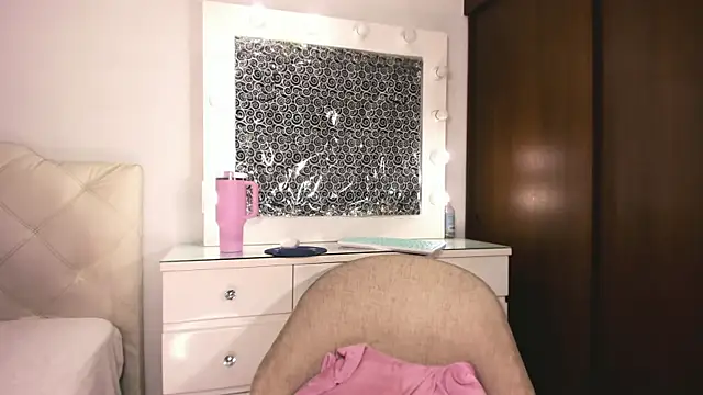 lina_quinn - Lina_quinn's free webcam - UK Sex Cams
