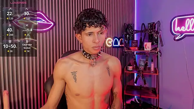 Maximoking26 webcam