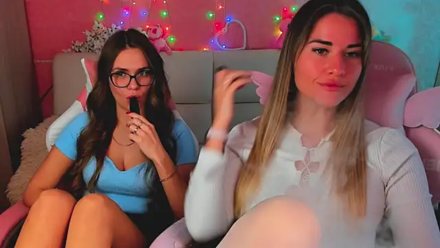 hotty_girls_here live sex cam